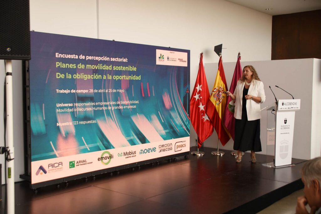 Verónica Garcia, Fundadora Move In Consultores: Presentación Estudio | Encuesta "Las empresas espanolas ante los planes de movilidad sostenible al trabajo"