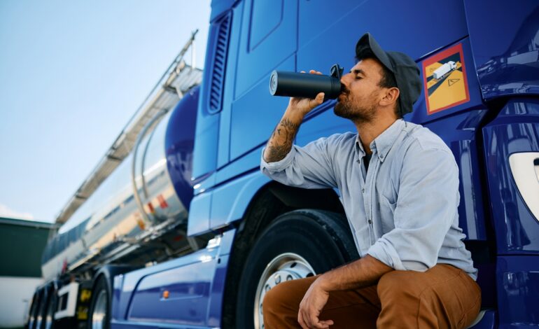  Camioneros europeos: cuando encontrar dónde parar es tan urgente como llegar a tiempo